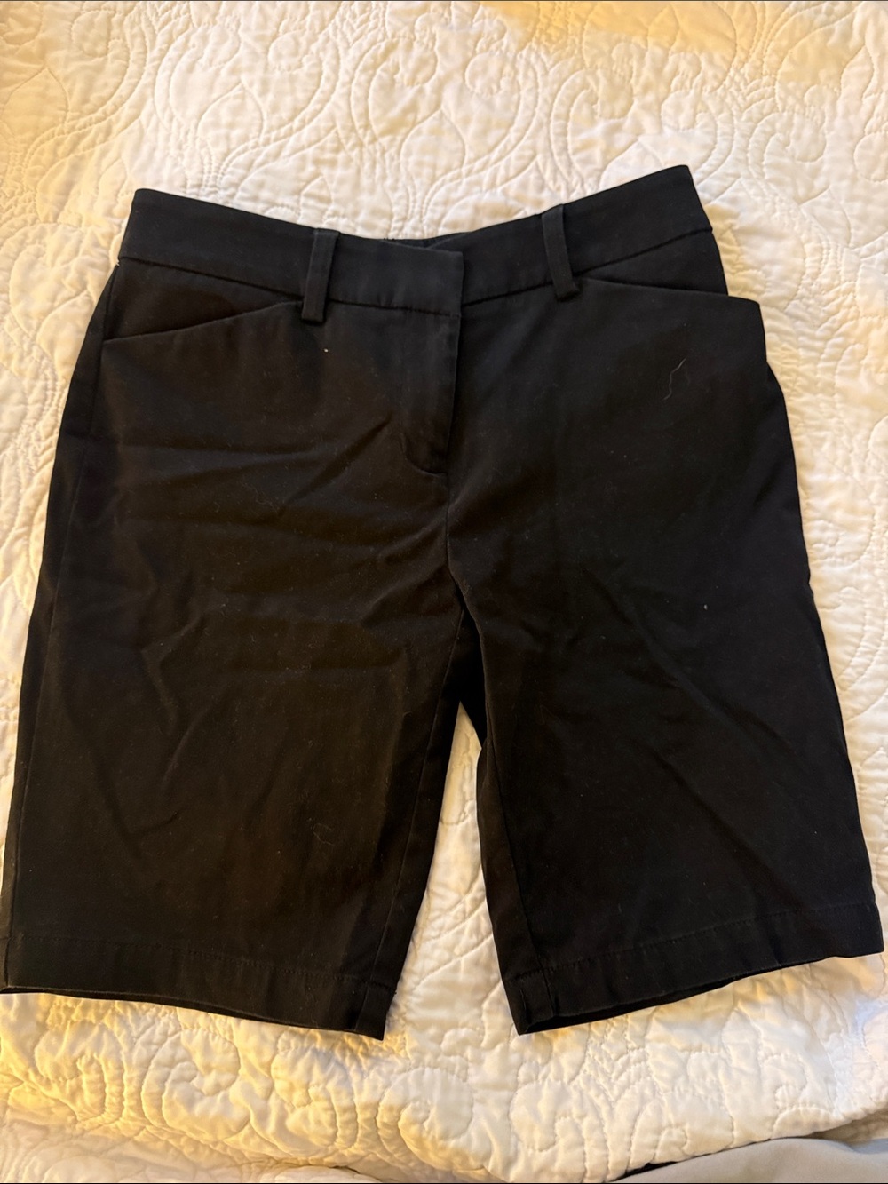 Jones New York Black Tailored Bermuda Shorts